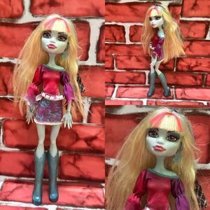 Monster High Festival Abbey Bominable doll